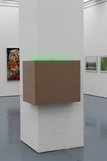 Christiane-Rasch,Ohne-Titel,-2017,-Dämmplatten,-Signalspray,-87-x-57-x-73-cm