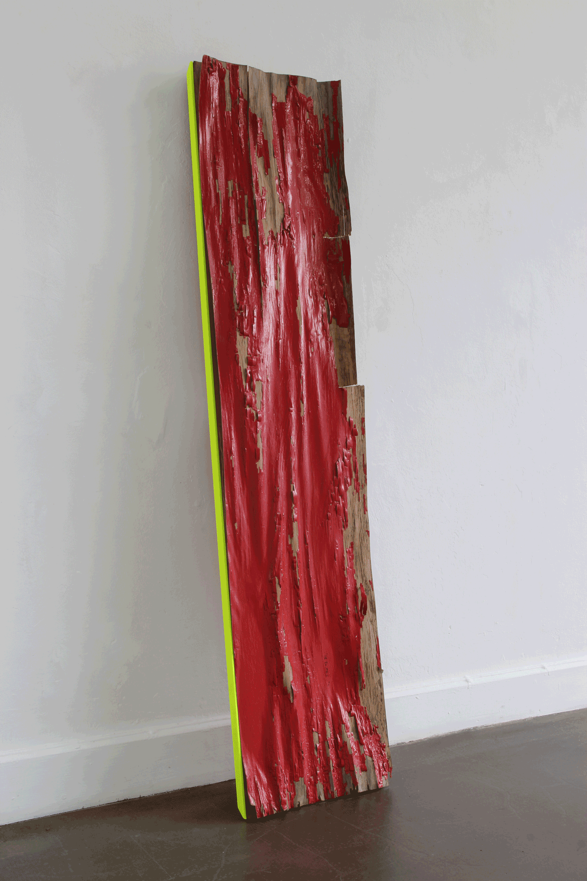 Ohne Titel, 2019
Fundstück, Acrylfarbe, Spiegelfolie 170 x 40 x 10 cm